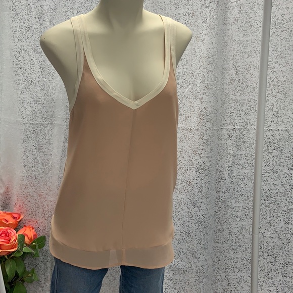 Nude beige sleeveless blouse - Picture 2 of 9